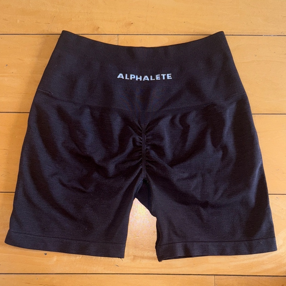 Alphalete Amplify Biker Shorts